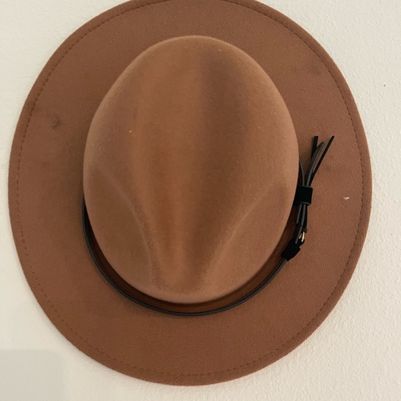 Hat - Picture 2 of 3